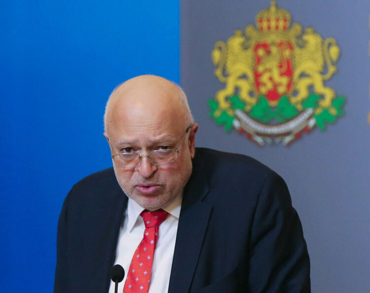 Велислав Минеков