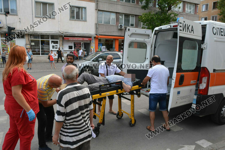 Мъж припадна до автогарата в Хасково