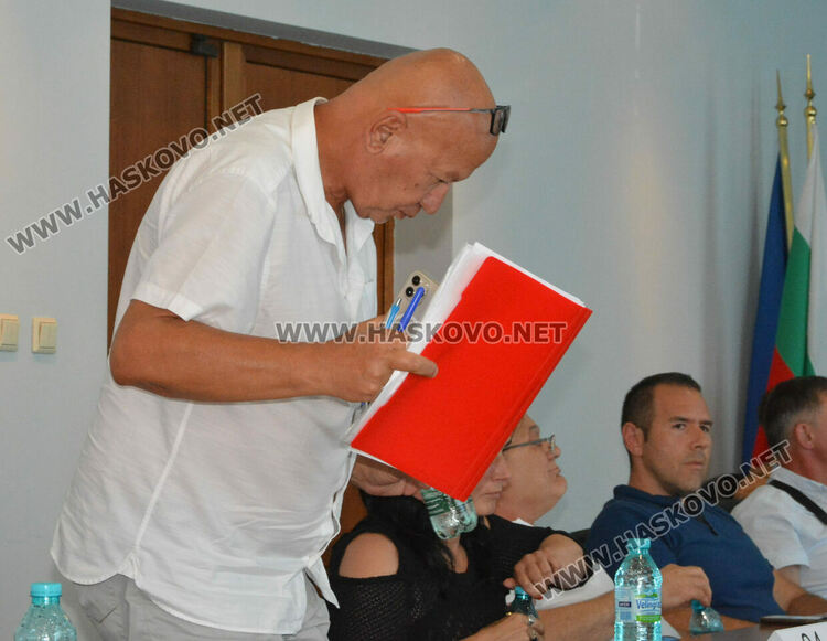 Собственикът на „ЕМ комфорт“ спечели с 4,4 млн.лв търга за паркингите до „21 век“ и пл “Свобода“, но с друга фирма