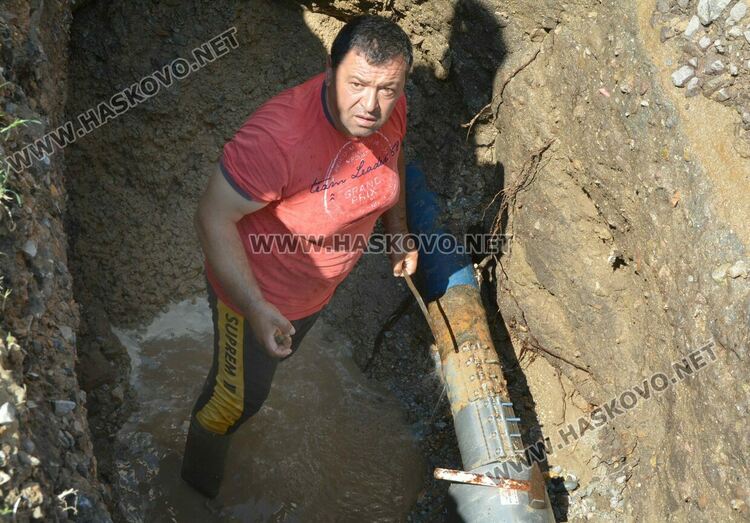 Затворени улици в Хасково заради ВиК аварии, „Бадема“ без вода
