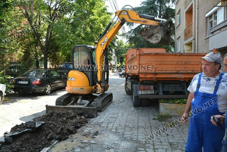 Затворени улици в Хасково заради ВиК аварии, „Бадема“ без вода