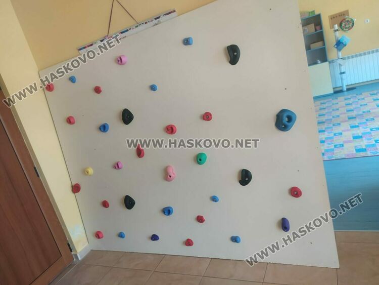стената за катерене