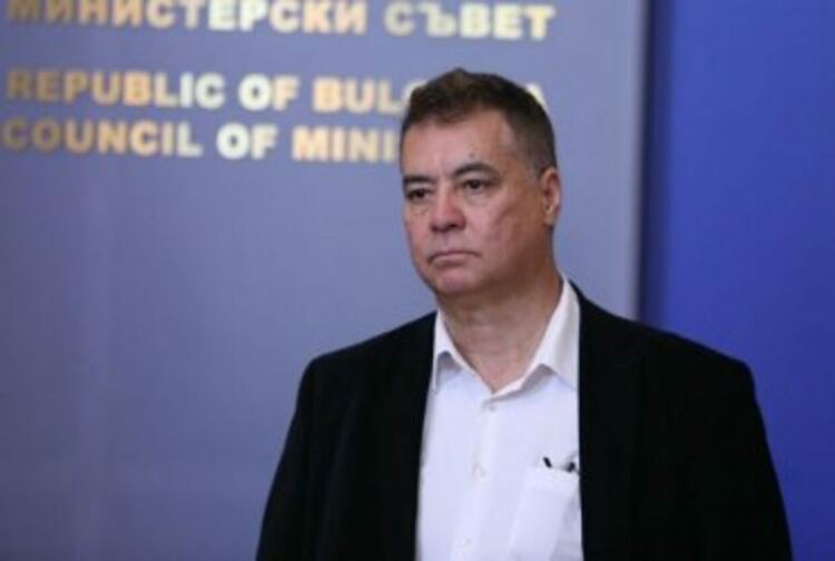 Кабинетът смени Спецов в НАП с арестуван за ДДС измами, но невинен бивш шеф на фонд "Земеделие" 