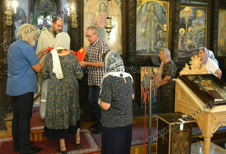 Литургия и освещаване на първото грозде на Преображение Господне в Хасково