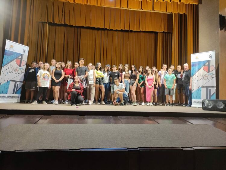 В Чепеларе се изявяват младежи от няколко града, обединени против зависимостите