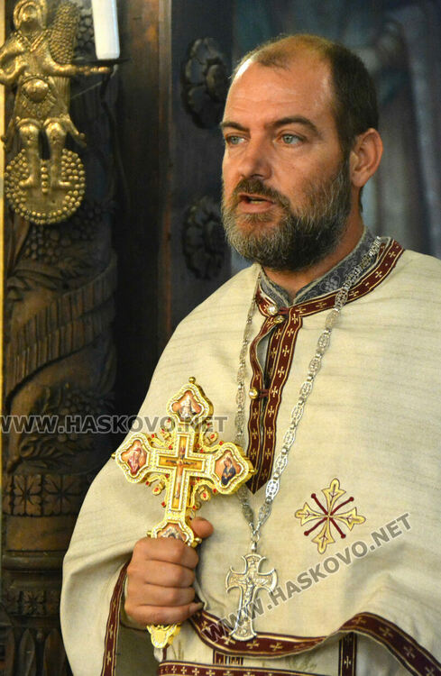 Литургия и освещаване на първото грозде на Преображение Господне в Хасково