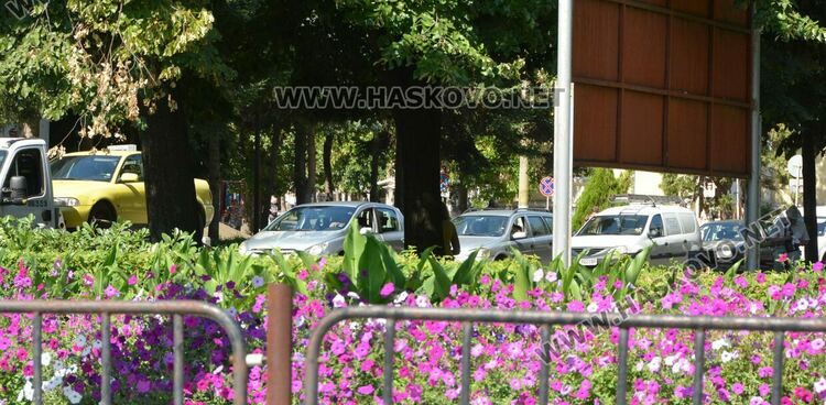 Зверско задръстване изнерви шофьорите на пикови булеварди