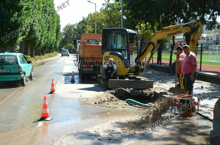 ВиК авария до стадион „Младост“ оставя района без вода