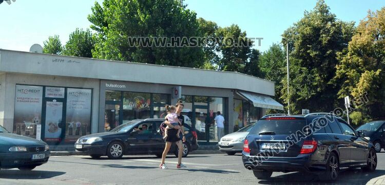 Зверско задръстване изнерви шофьорите на пикови булеварди