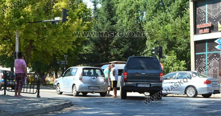 Неправилно изпреварване доведе до катастрофа на Кърджалийска