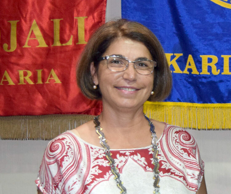 Бахар Палова