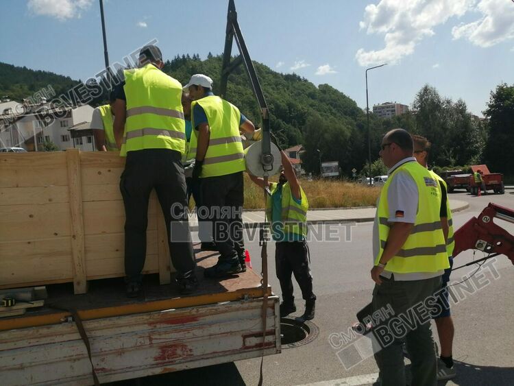 Подменят канализацията на ул. "Евридика" без да я разкопават