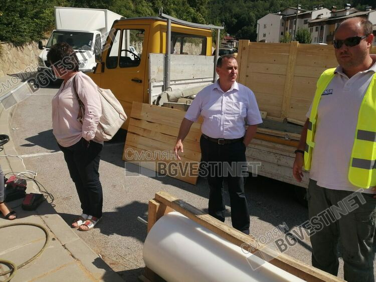 Подменят канализацията на ул. "Евридика" без да я разкопават