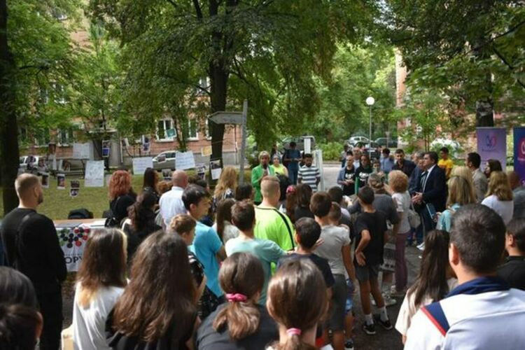 Весела Лечева откри Международния ден на младежта в Перник