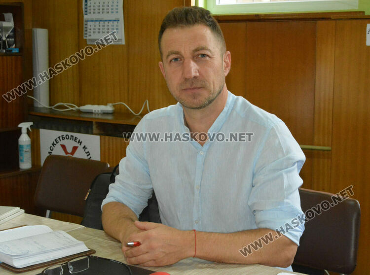 Димитър Хадживълчев