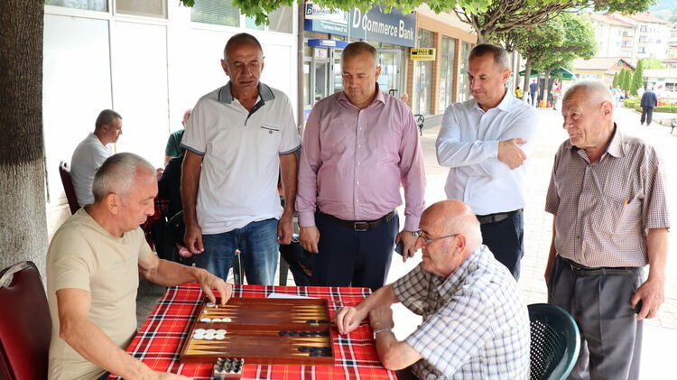 Турнир по табла за празника на Ардино