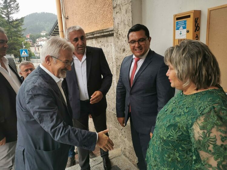 Кметът Здравко Иванов посрещна гости от Турция за празника на Девин и минералната вода 