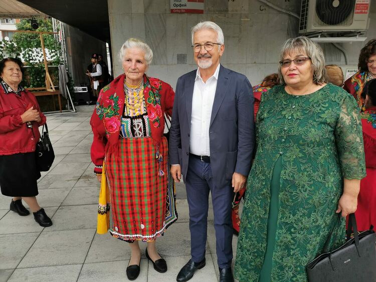 Кметът Здравко Иванов посрещна гости от Турция за празника на Девин и минералната вода 