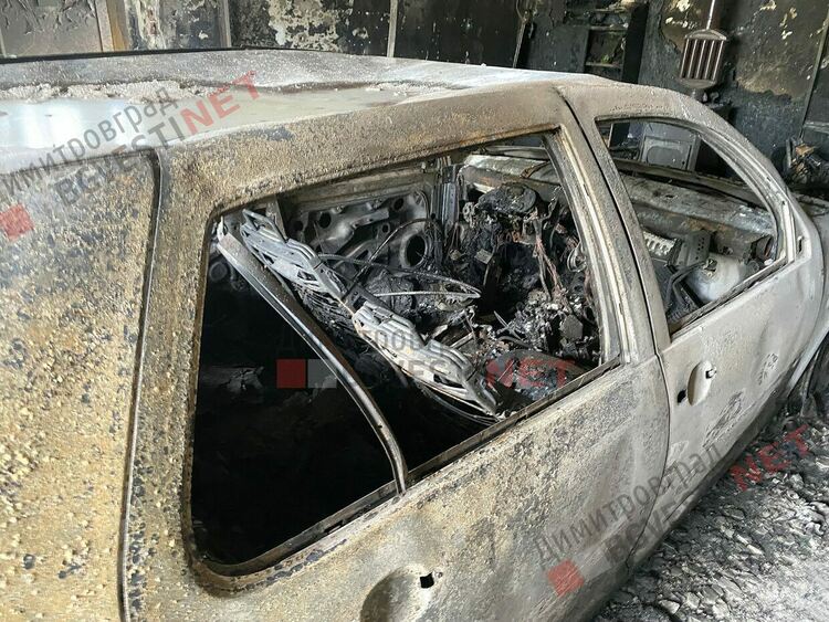 Пункт за технически прегледи и два автосервиза изгоряха в Димитровград