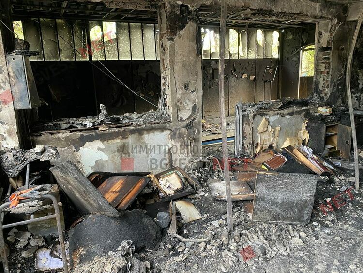 Пункт за технически прегледи и два автосервиза изгоряха в Димитровград