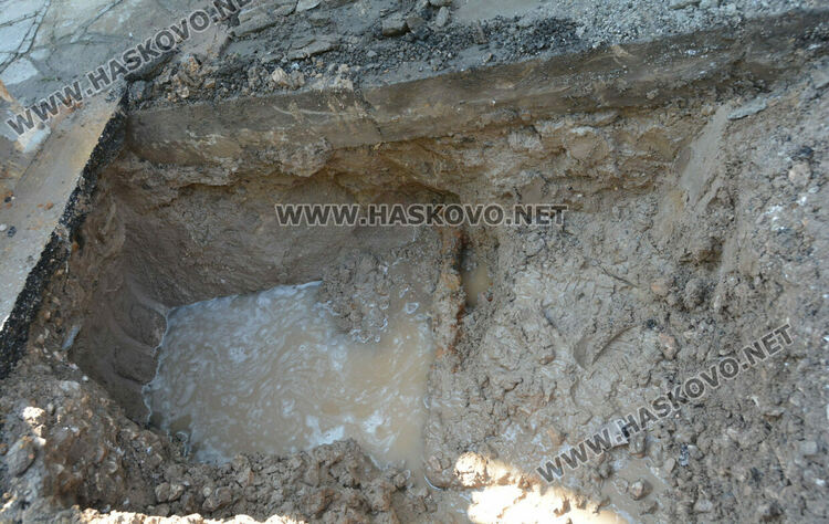 Блокове по „Стара планина“ без вода заради авария