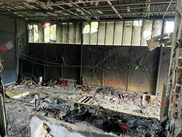 Пункт за технически прегледи и два автосервиза изгоряха в Димитровград