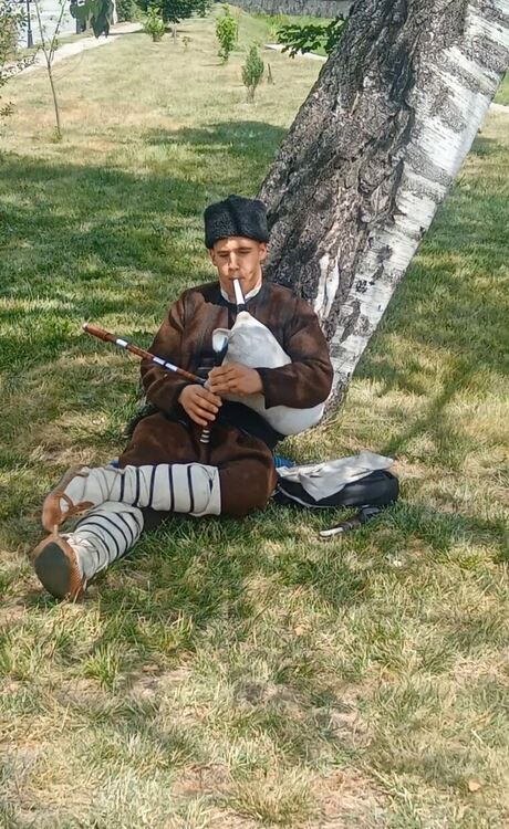 11 златни медала за изпълнителите от Хасковско на събора в Копривщица