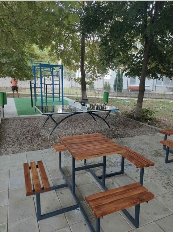 Село Боянци вече разполага с фитнес на открито (снимки)