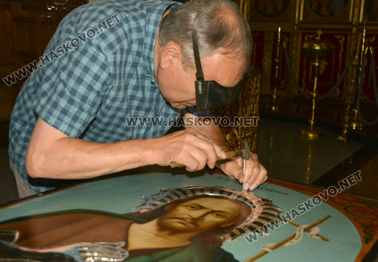 Българите не са бедни: поръчват ръчни бижута със злато и скъпоценни камъни