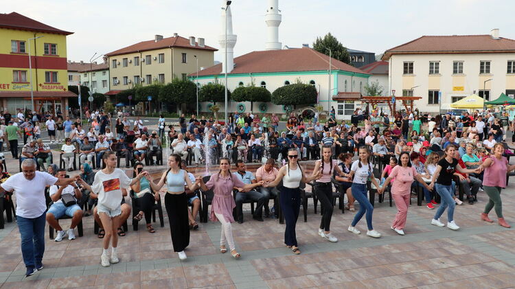 Дните на Ардино събраха и обединиха хиляди ардинчани от различни континенти