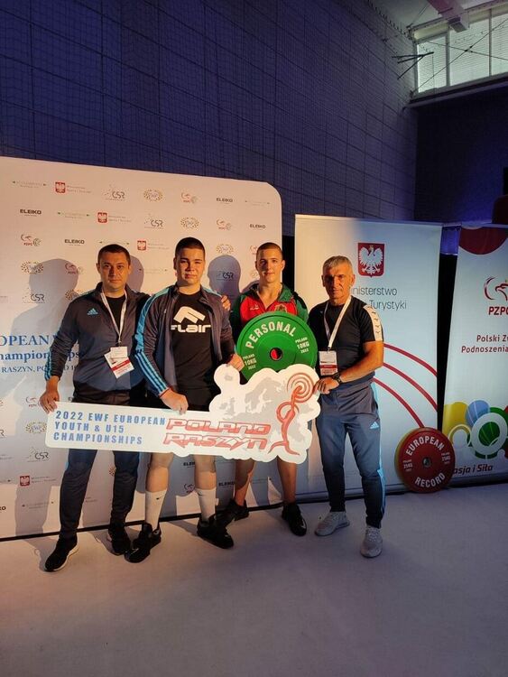 Диян Янчев записа силно участие на Европейското по вдигане на тежести