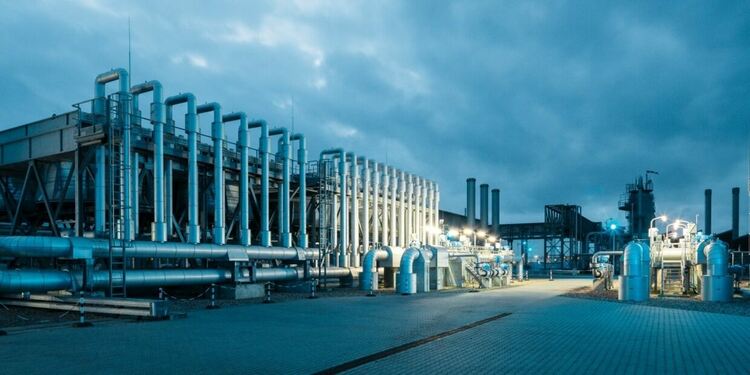 Най-големият вносител на газ и оператор на газохранилища в Германия отчете 12,3 милиарда евро загуба