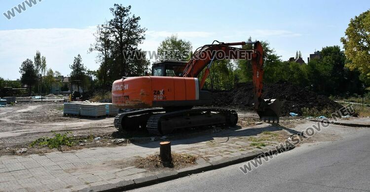 Алеите, осветлението и спортните площадки в парка над ДНА вече са оформени