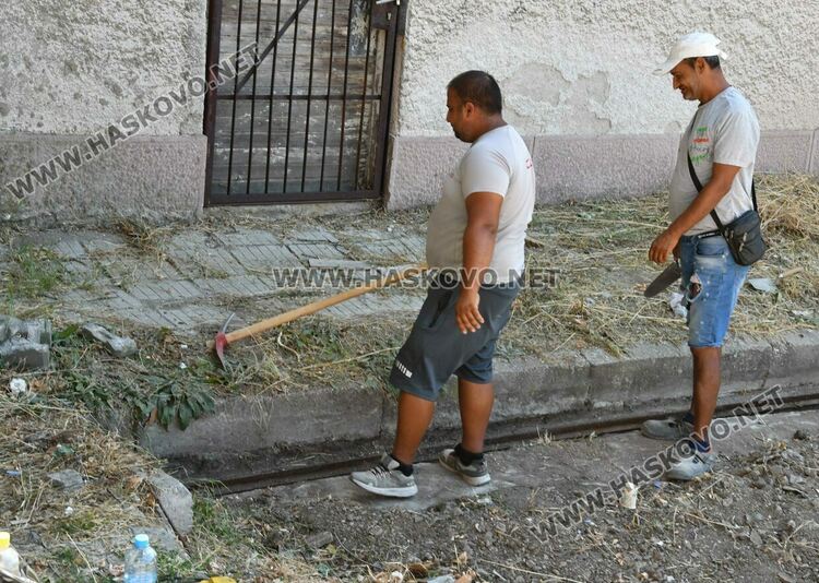 Две училища в Хасково ще са с нови игрища за спорт