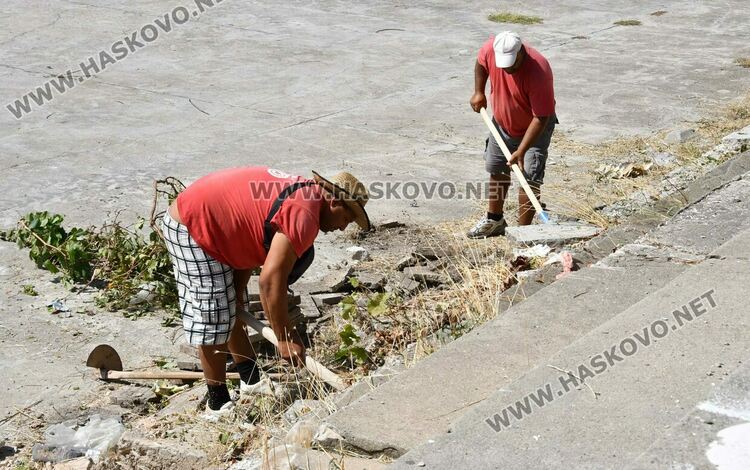 Две училища в Хасково ще са с нови игрища за спорт