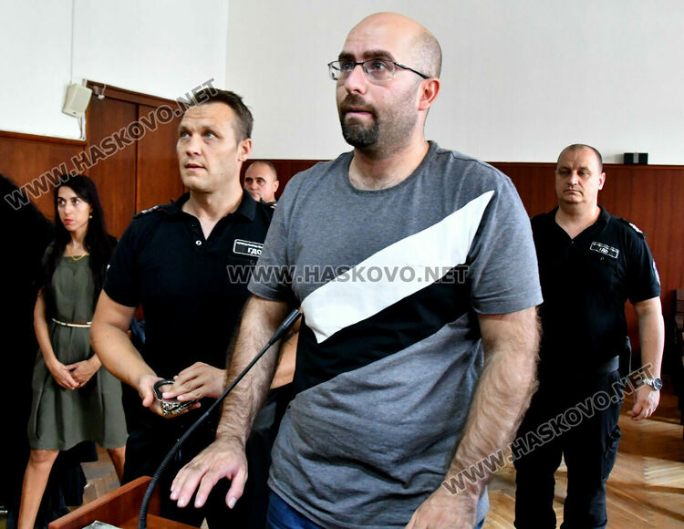 Задържаният с близо 105 кг хероин приел да транспортира пратката срещу 10 000 евро