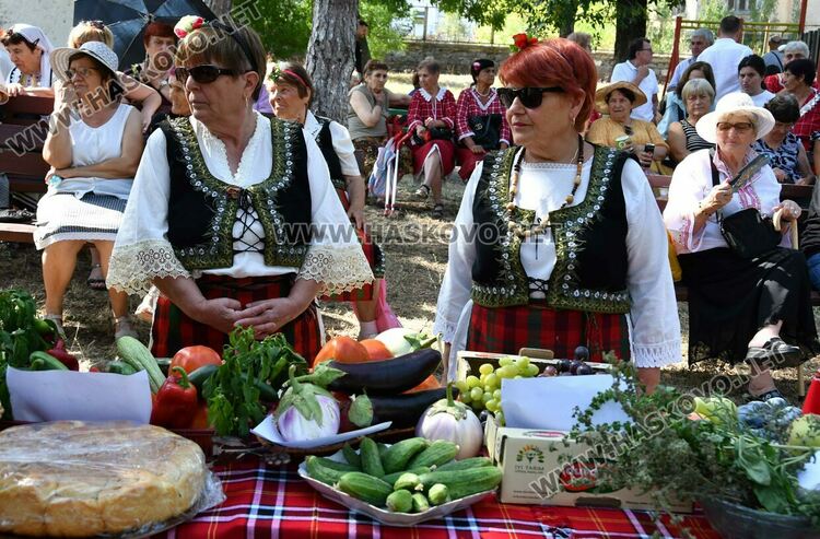 Показаха даровете на природата в Празник на плодородието