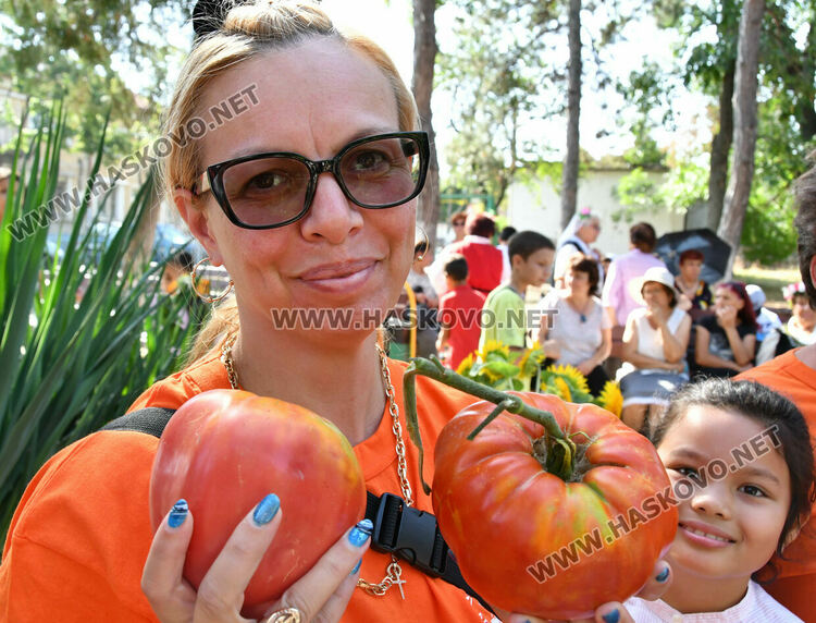 Показаха даровете на природата в Празник на плодородието