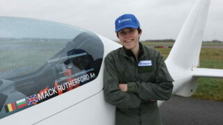 Опитът за подобряване на два световни рекорда от белгийския пилот Мак Ръдърфорд завършва на 24 август на летище "София Запад"