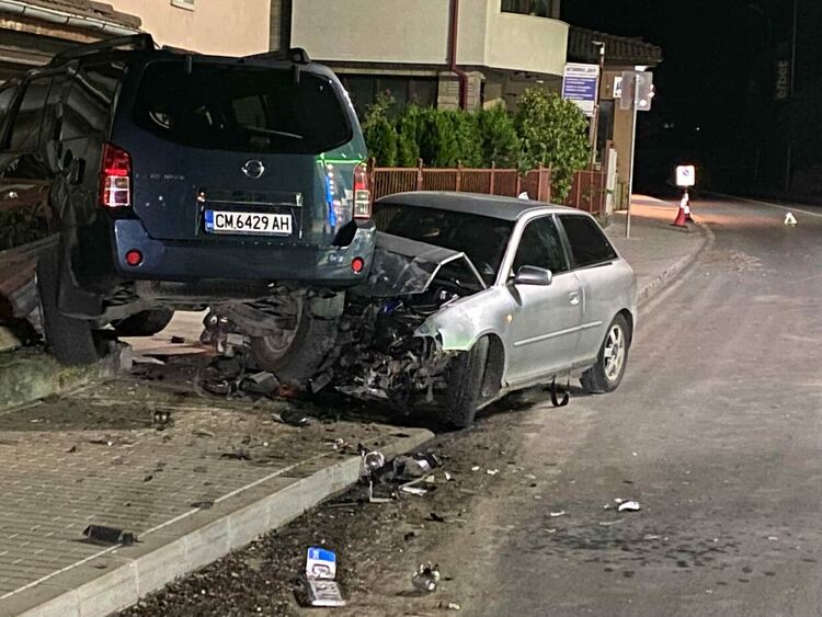 18-годишният шофьор причинил катастрофа: "Лицето ми беше в кръв, а хората ме снимаха и обиждаха"