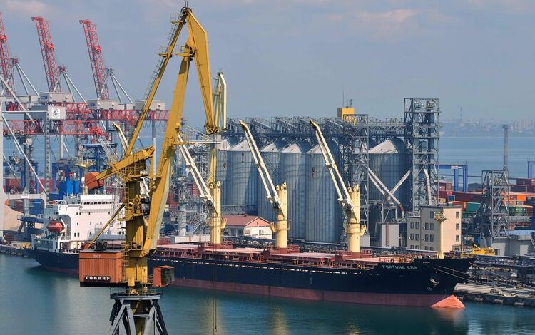 Износът на зърно от Украйна доближава нивата отпреди войната