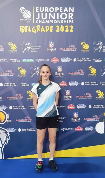 Първомайски бадминтонистки жънат успехи на европейския корт