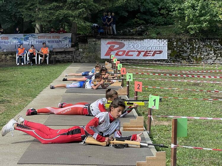 Състезания по летен биатлон за купа "Ростер" се провеждат в Чепеларе