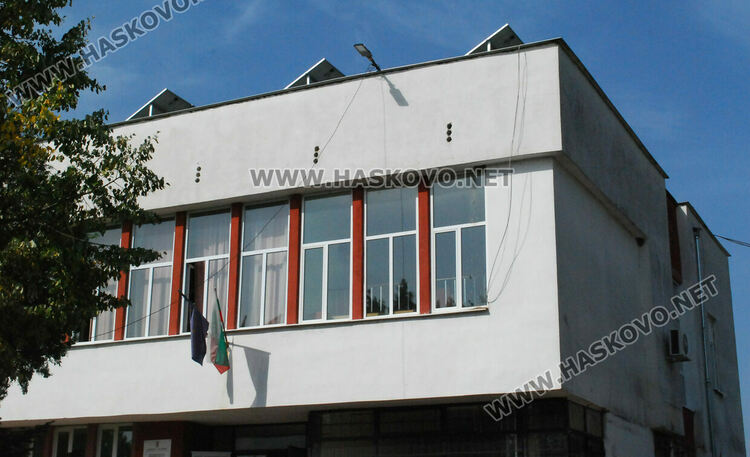 Монтираха близо 1200 улични лампи във Въгларово, Гарваново, Клокотница и „Болярово“