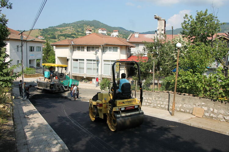 31 са офертите за проектиране при основния ремонт на над 84 км пътища в област Кърджали