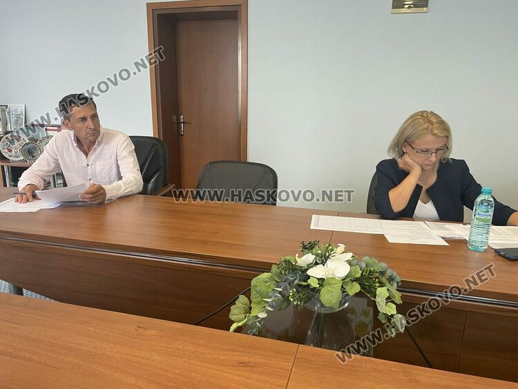 Партиите се разбраха за местата в 153 секции в община Хасково