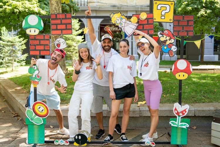 Стотици деца събра днес централната градска алея на Детския празник