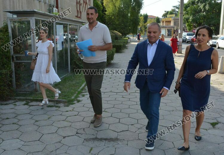 Бившият регионален министър Гроздан Караджов начело на листата на ИТН в Хасково 