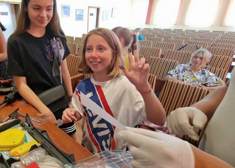 Украински деца гостуваха в Областна дирекция на МВР-Смолян и се запознаха с полицейската професия 