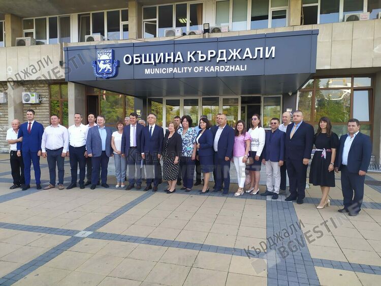 ДПС регистрира листата си в Кърджали, повтаря тази от вота за 47 НС